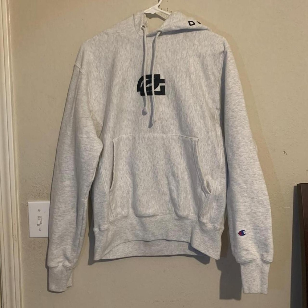 Rare Optic Gaming x Champion Gray Embroidered Hoodie Size Small